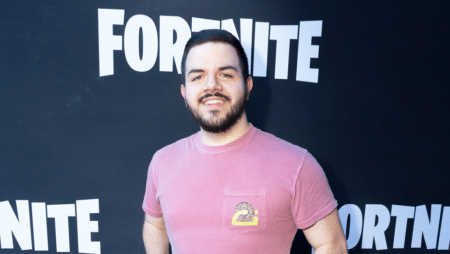Esports Personality “CouRage” Reaches 10,000 YouTube Members