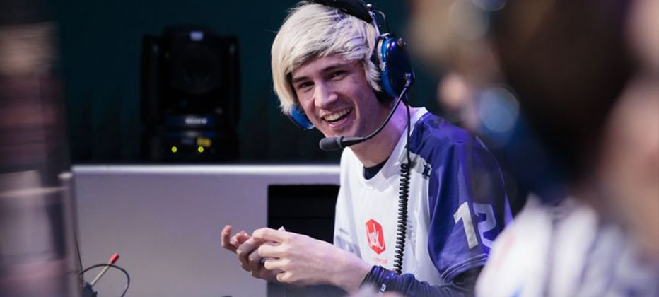 Twitch Favourite xQc Signs for Luminosity Gaming