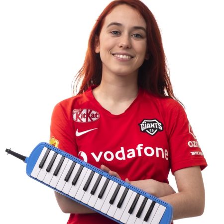 Elesky is the new signing of Vodafone Giants for its team of streamers.