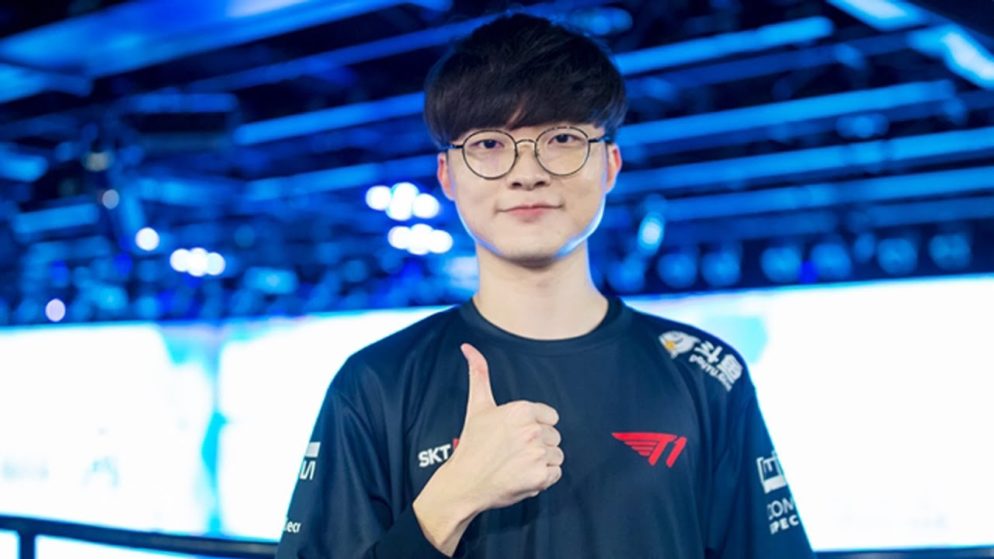 Why T1 Superstar Faker Voluntarily Benched Himself
