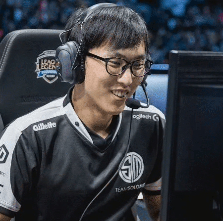 Streamer Doublelift Rejoins TSM