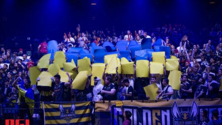 PGL Major Antwerp turns blue-yellow during day two